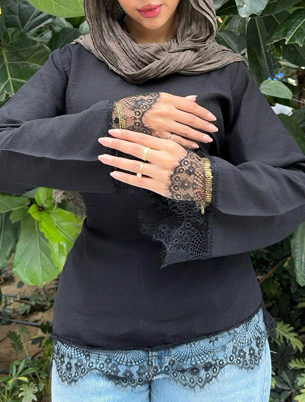 Black linen blouse with lace